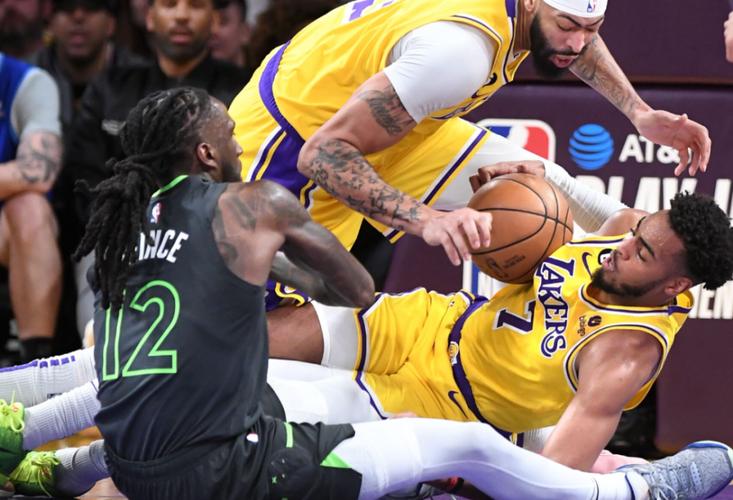 2020年湖人vs森林狼的比赛（2020年湖人对森林狼）