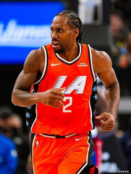 延续纪录!伦纳德个人连续第46场20+继续高居快船队史第一!