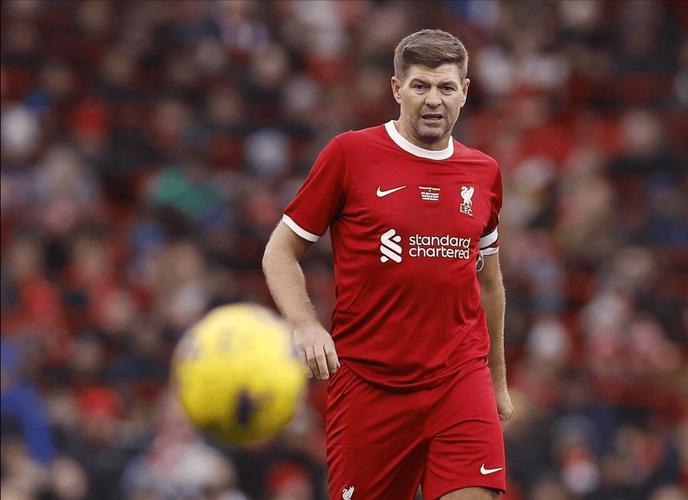 杰拉德：希望索博能留在利物浦更久，他未来会成为红军的队长