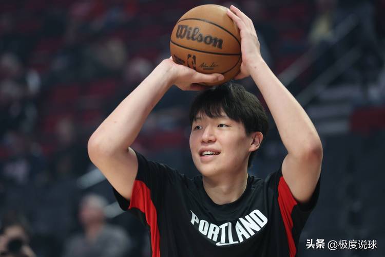 斯普利特：现在能打的球员更多了很难给每个人都分配足够的时间