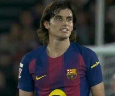 马丁谈获得马尔蒂尼球衣：我女朋友联系他儿子，最后决定送给我的