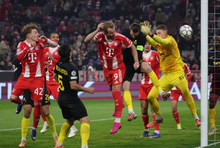 亚特兰大半轮换!拜仁vs亚特兰大首发:乌尔比希、凯恩、卡尔先发