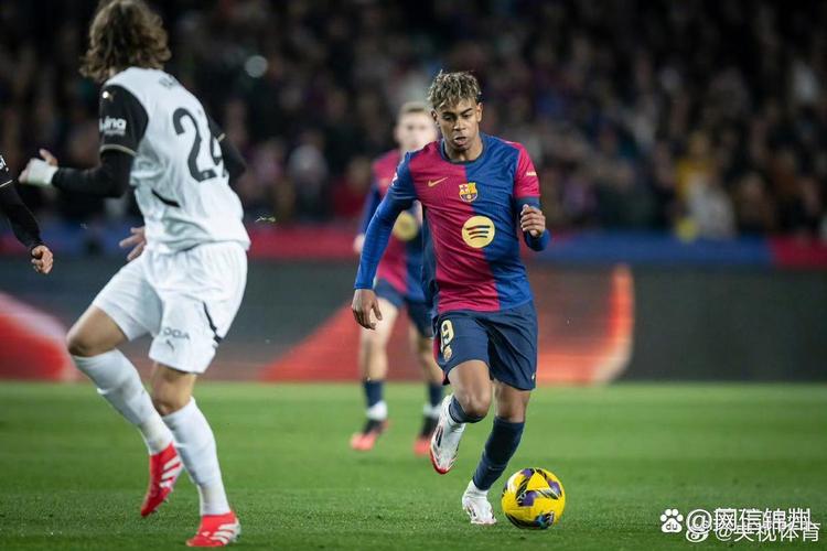 巴萨vs纽卡次回合海报：亚马尔、费尔明、坎塞洛、丹伯恩出镜