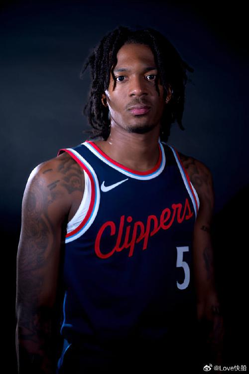 替补猛将！海兰德12中6&三分7中3拿18分3板2助正负值+30冠绝全场