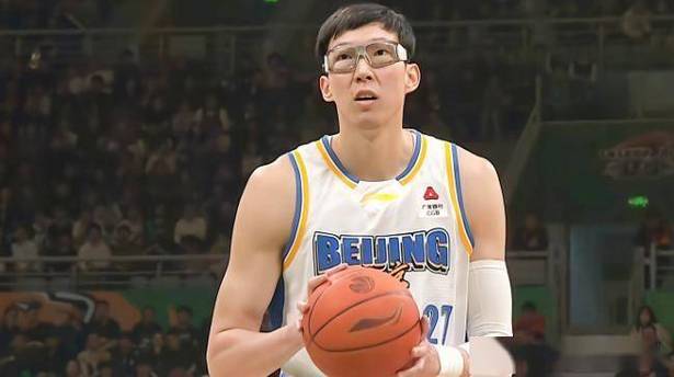 记者：北京体系核心主要是周琦斯佩尔曼让我看到了莫里斯的影子