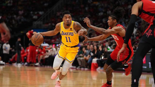 彻底投疯了！蒙克17中8爆砍32分2板6助1帽三分球13中7&罚球9中9