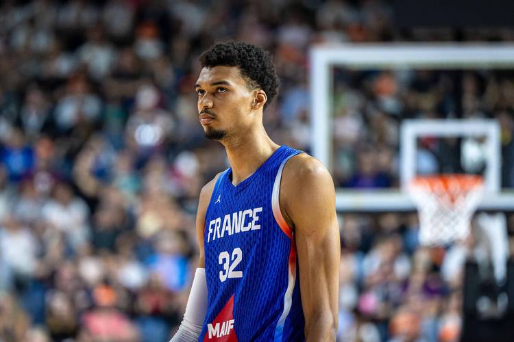 帕金斯：有太多球员在给NBA抹黑了而文班则是NBA宝贵的财富