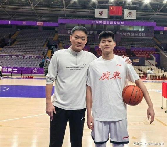 陈家政本赛季三分命中率达到52.5%创生涯新高20分在40+投篮球员中排名联盟第一_CBA直播