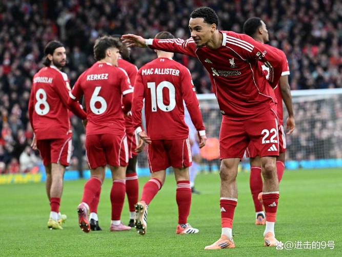 十人法国20领先巴西！埃基蒂克破门，奥利塞助攻