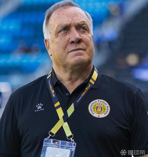 库拉索主帅：中国队一直保持良好体能，能出色执行战术且纪律严明