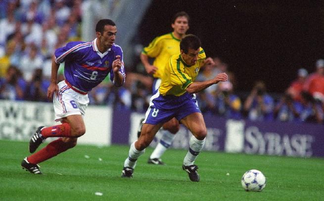 宿敌！法国与巴西历史第16次交锋，巴西是法国交手最多的非欧国家