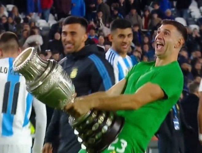 大马丁:没必要在世界杯之前对阵更强的对手,我们已经做好准备