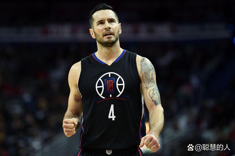 手感回暖!豪泽半场8中6得到球队第二高17分其中三分7中5